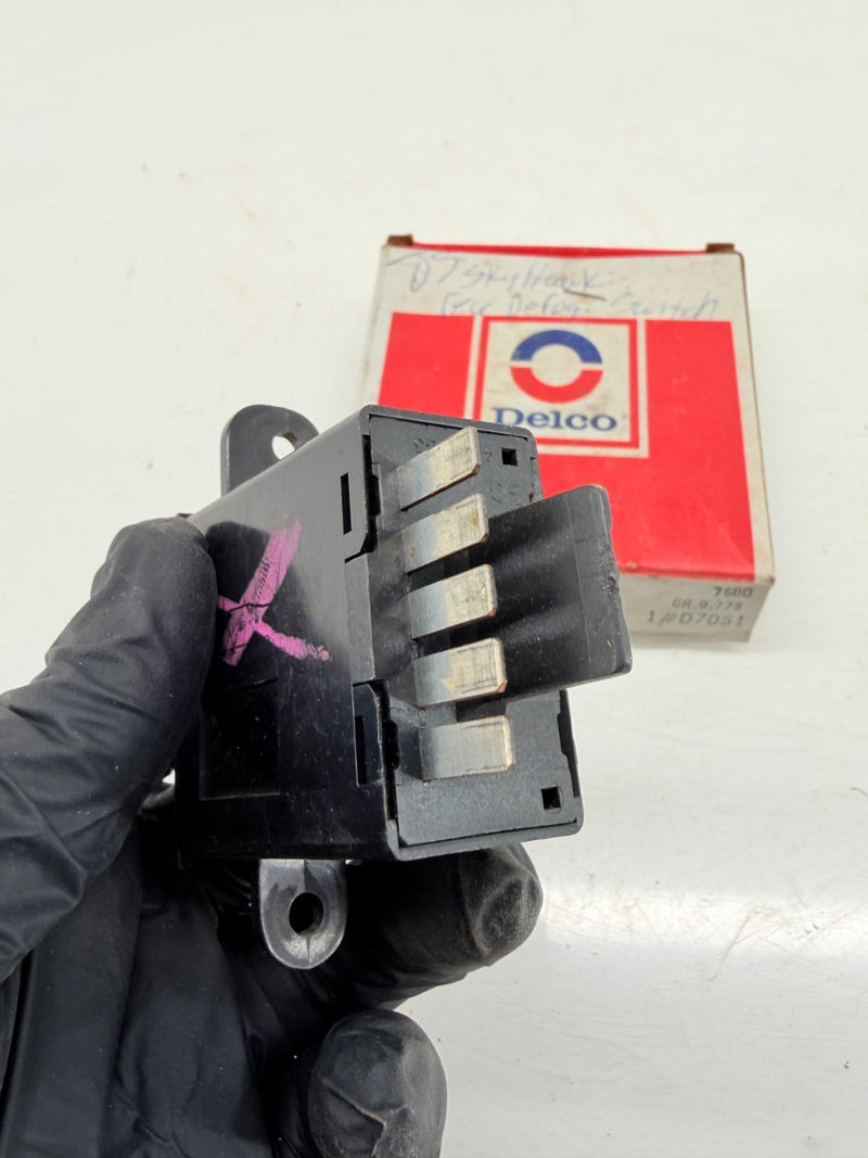 NOS GM 1982 1983 Cadillac Rear Defog Switch 10156199 C56-34