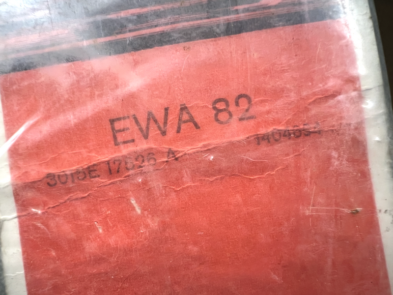 NOS FORD MOTORCRAFT  WIPER ARM 2015E  17526A  1404684 EWA82   B26-1