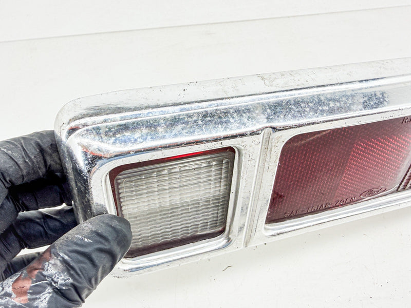 OEM 1970 - 1977 Ford Maverick Tail Light Taillight RH C39-80