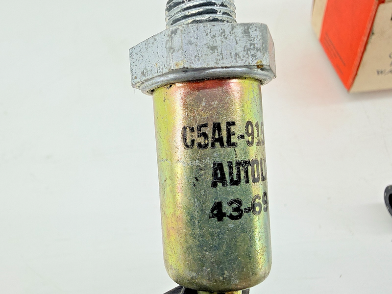 (1) NOS 1965 - 1969 Ford Mustang Galaxie Fuel Filters FG-15 C5AZ-9155-B C75-8