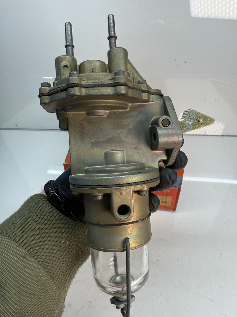 NORS Airtex 1961 1962 WHITE WITH CONTINENTAL ENGINE FUEL PUMP 3412 61 62 F-9