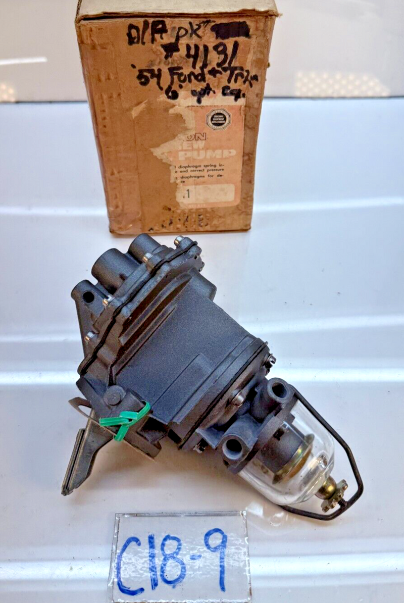 NOS AC 1954 Ford 6 Cylinder CAR & TRUCK Combination Fuel Vacuum Pump 4131 C18-9