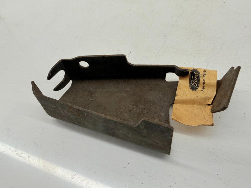 NOS 1975 Ford Torino Bracket D4FZ-16B968-A C60-57