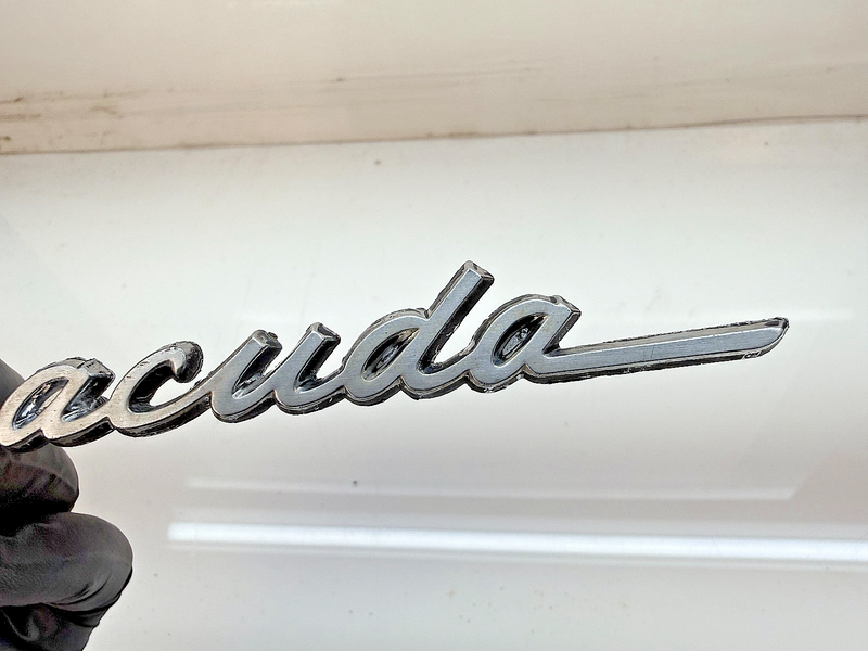 Vintage OEM 1968 Plymouth Barracuda Front Emblem 68 2786559 E8-61