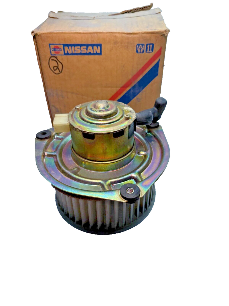 NOS OEM 86-95 NISSAN Pickup 87-95 Pathfinder Blower Motor 2722001G03 C8-2