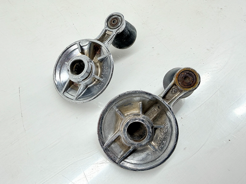 OEM 1949 - 1964 CHEVY BELAIR IMPALA NOMAD VENT WINDOW CRANKS PT 4151224 C67-95