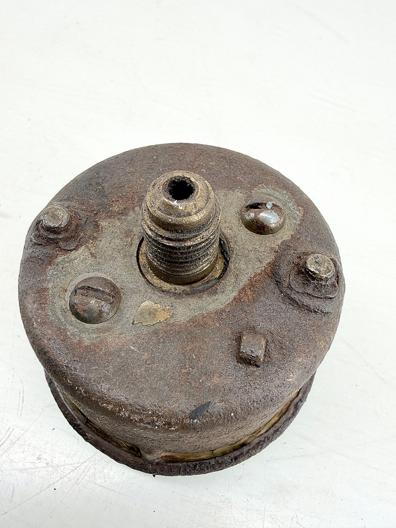 OEM 1940's Ford GPW Jeep Willys MB M38 Oil Pressure Gauge 0-80 PSI WWII C67-110