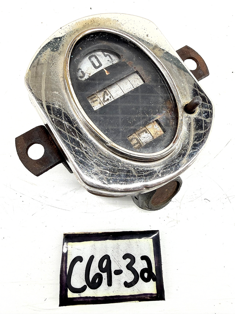 OEM 1928 1929 1930 1931 FORD Model A STEWART WARNER OVAL SPEEDOMETER Rat Rod C69