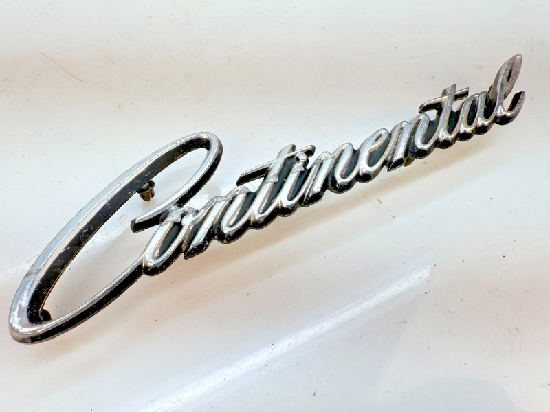 1977 78 79 LINCOLN CONTINENTAL COLLECTOR SERIES SCRIPT EMBLEM  E6-28