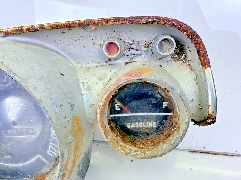 OEM 1957 Chevrolet Belair Instrument Cluster Speedo Fuel Temp Gauges C25-4