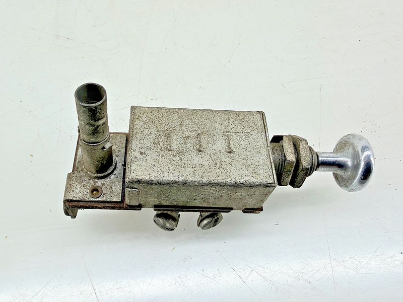 Vintage Push-Pull Switch Chrome Knob Bezel 1930s 1940s Ford C67-174
