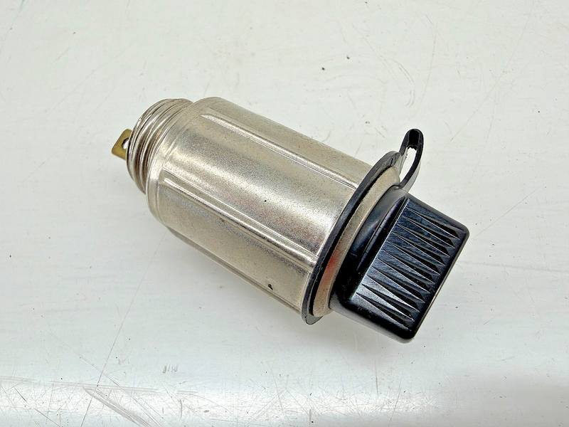 NOS FORD 12V DC POWER OUTLET HOUSING W/ DUST CAP E7-124