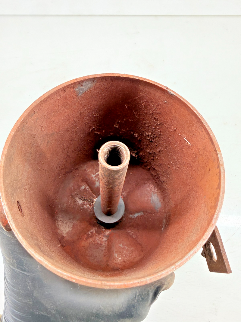 Original Jeep Willys Filter Oil Filter Canister & Bracket Rat Rod MB C45-20