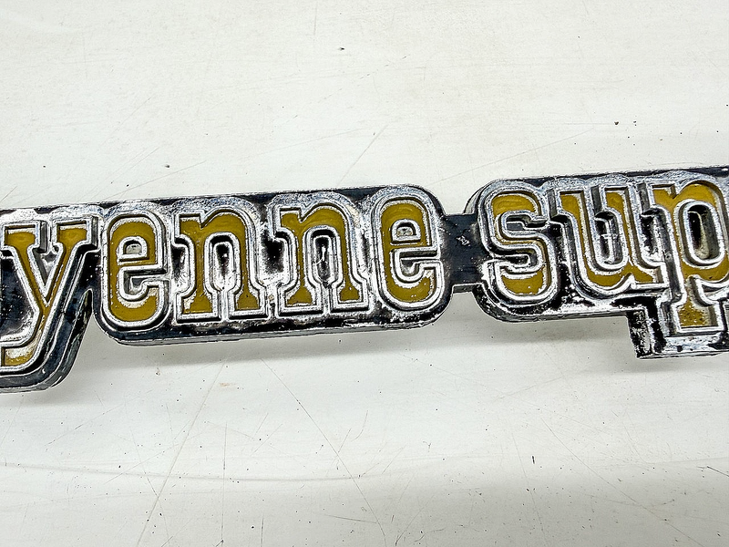 OEM 1973 - 1976 CHEVY TRUCK CHEYENNE SUPER 10 FENDER EMBLEM PAIR 6273134 E10-4