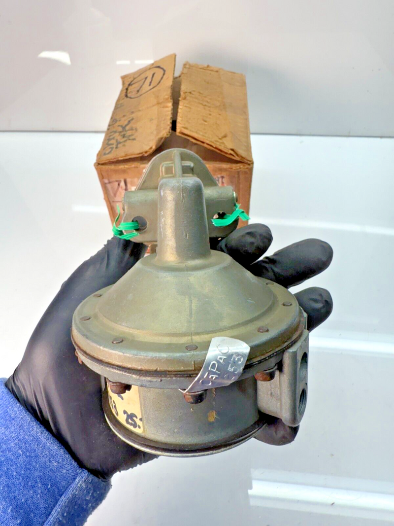 NORS 1963 - 1965 Chevrolet GMC Truck Fuel Pump 40253 6Cyl 292 63 64 65 C2-71