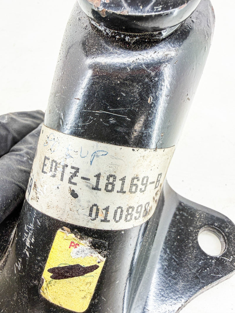 OEM 1980 - 1997 FORD Bronco F150 F250 TRUCK Upper Shock Mount E0TZ-18169B C78-34