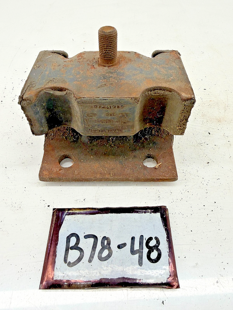 NOS OEM 1959 FORD 223 CID MOUNT MOTOR RH OR LH B9A-6038-A B78-48