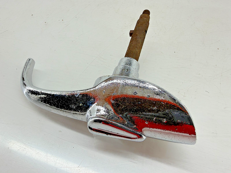 Vintage 1942 - 1946 1947 Chevrolet Aero Rear Trunk Handle Pontiac Chevy C34-47
