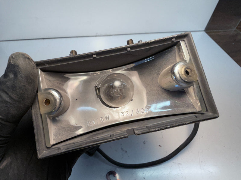 NOS Mercedes 560SL Turn Signal Side Marker Light Assembly R107 74-89 C8-22