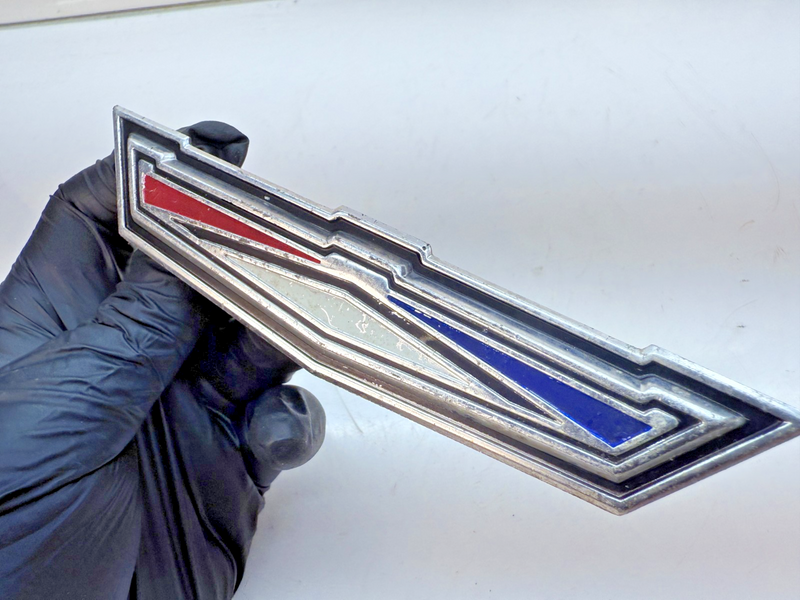 OEM 1964 FORD GALAXIE ROOF SIDE SAIL PANEL EMBLEM C4AB-62517A40 FOMOCO E5-93