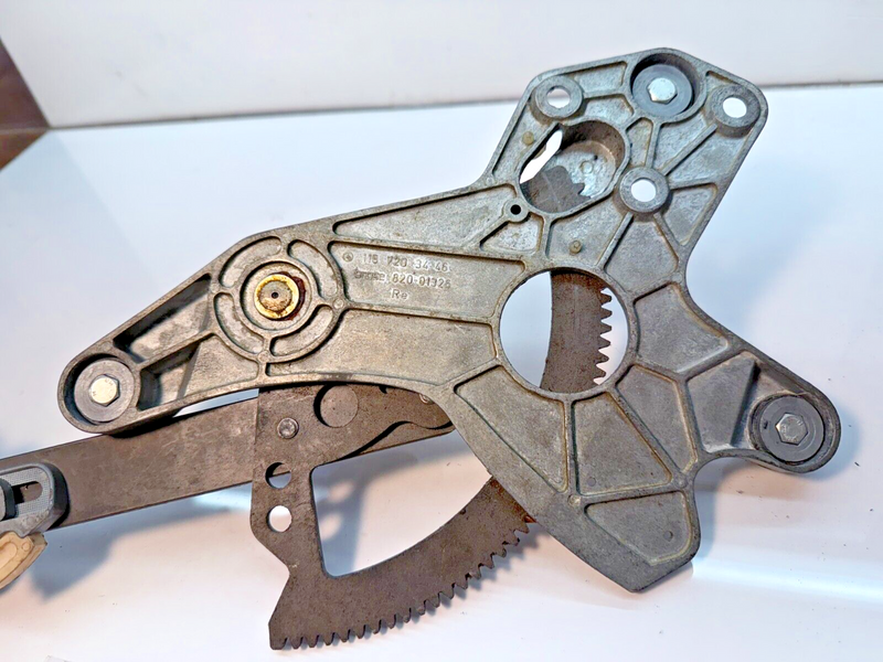 OEM Mercedes Power Window Regulator E320 300 Convertible Right 1157203446 C12-7