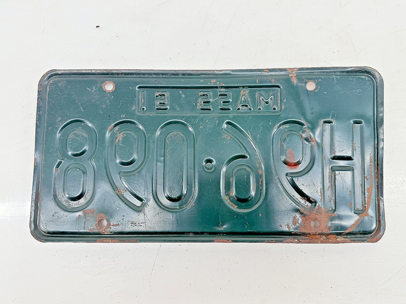 Vintage 1961 H96098 Massachusetts License Plate Sign MA H96-098 C76-76