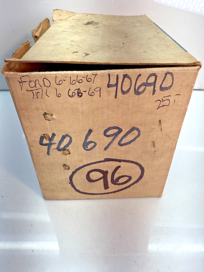 NORS 1969 - 1974 Ford Bronco 200 6cyl Fuel Pump 40690 69 70 71 72 73 74 F-96