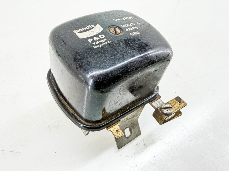 Vintage BENDIX P&D 6 VOLT VOLTAGE REGULATOR VR-203H C47-85