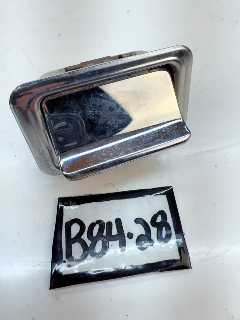 1968 - 1976 FRONT DOOR & REAR QUARTER ASHTRAY GM 9847777 BUICK OLDS CHEVY B84-28