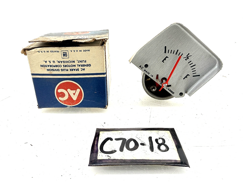 NOS 1968 1969 CHEVROLET CAMARO GAS GAUGE 6431065 C70-18