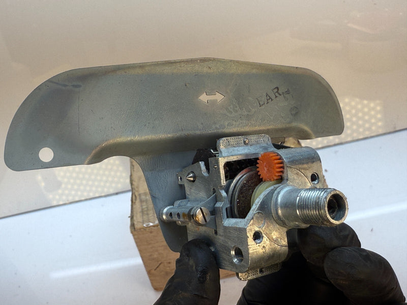 NOS 1956-1961 RENAULT DAUPHINE SPEEDOMETER 8543877 56 57 58 59 60 61 C19-13