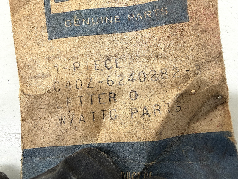 NOS 1964 1965 1966 FORD MUSTANG FAIRLANE EMBLEM LETTER "O" C4OZ6240282B C67-141