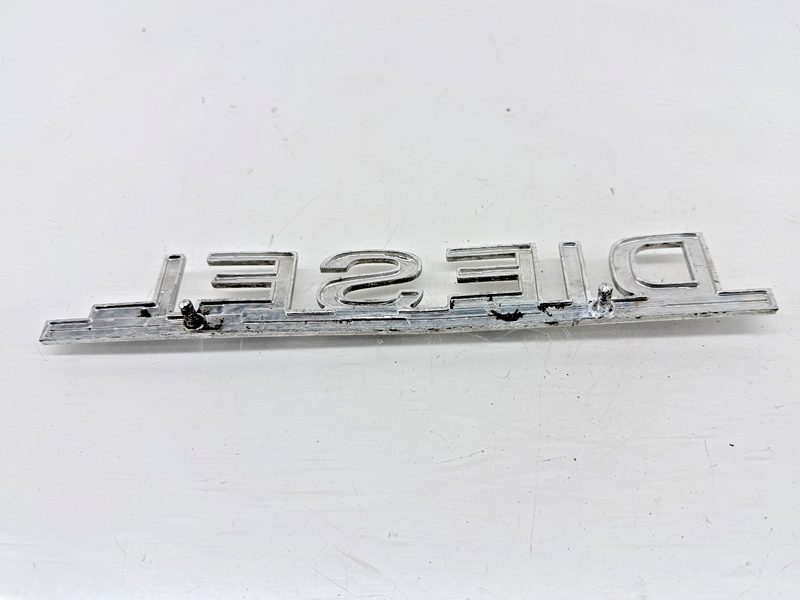 OEM 1975 - 1986 Mercedes Diesel Trunk Emblem Badge 123.817.00.15 E9-48