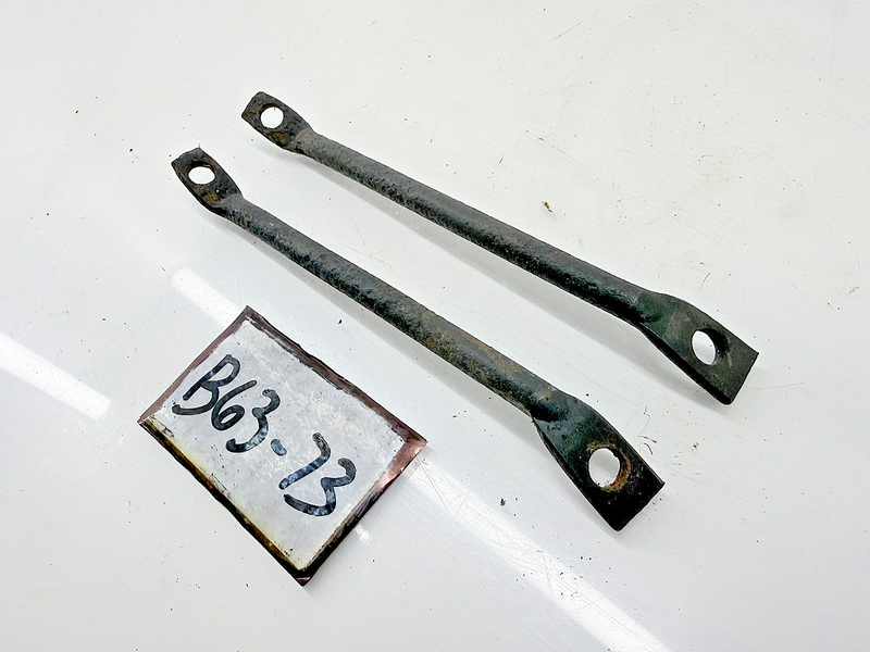 Original 1960 Chevy Impala Pair of Front Lower Valance Side Brace Rod B63-73