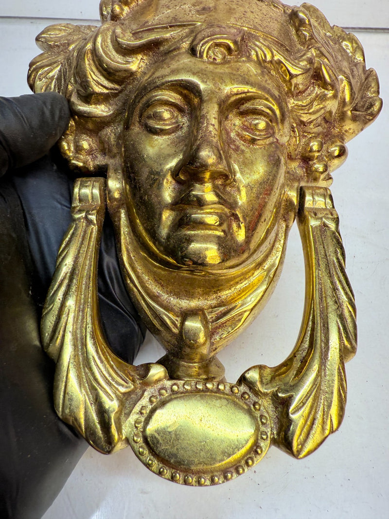 VINTAGE ANTIQUE BRASS LADY GODESS FIGURE SALVAGED DOOR KNOCKER 7" B68-20