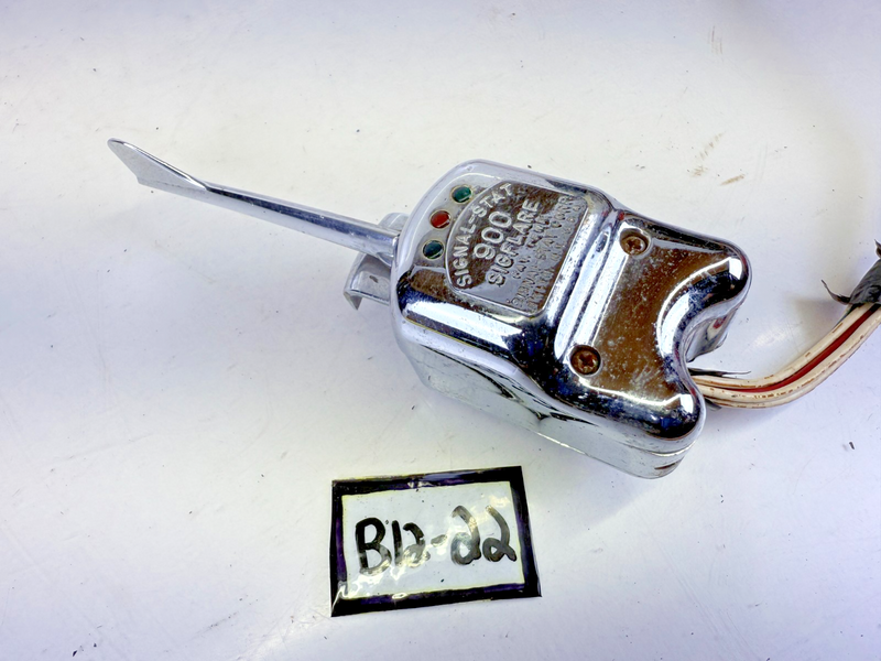Vintage Signal Stat 900 Sigflare New York USA CHROME Turn Signal Control B12-22
