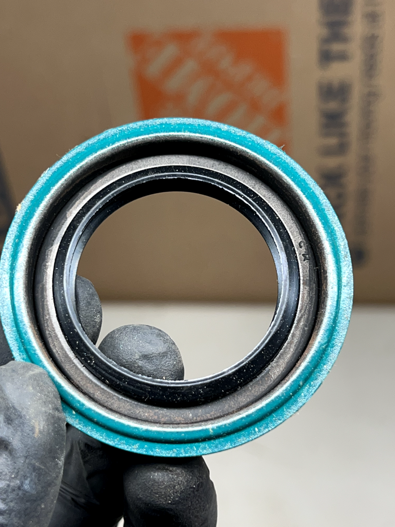 NOS Ford Rear Wheel Seal E1FZ-1175-A Escort Tempo Topaz Lynx 1981-1994 B27-27