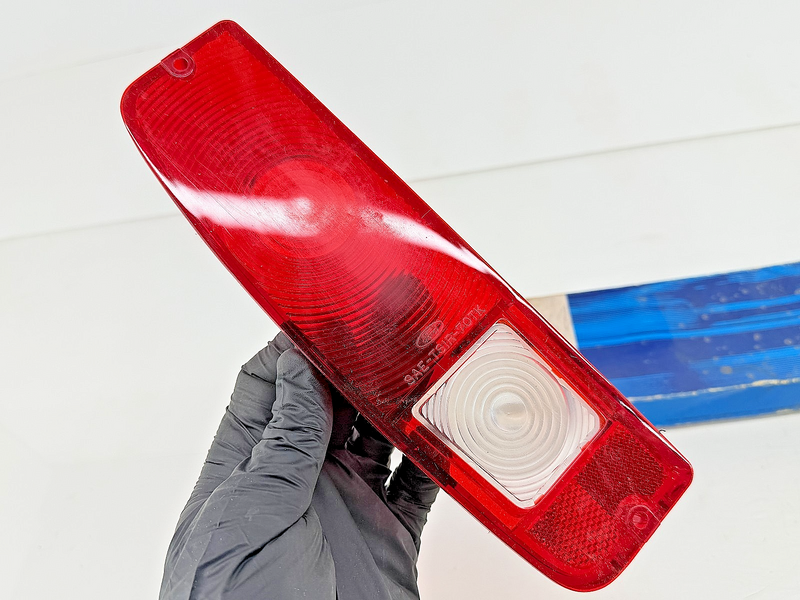 NOS 1967 - 1977 Ford Bronco Taillight Brake Light Lens C7TZ-13450-F C68-27