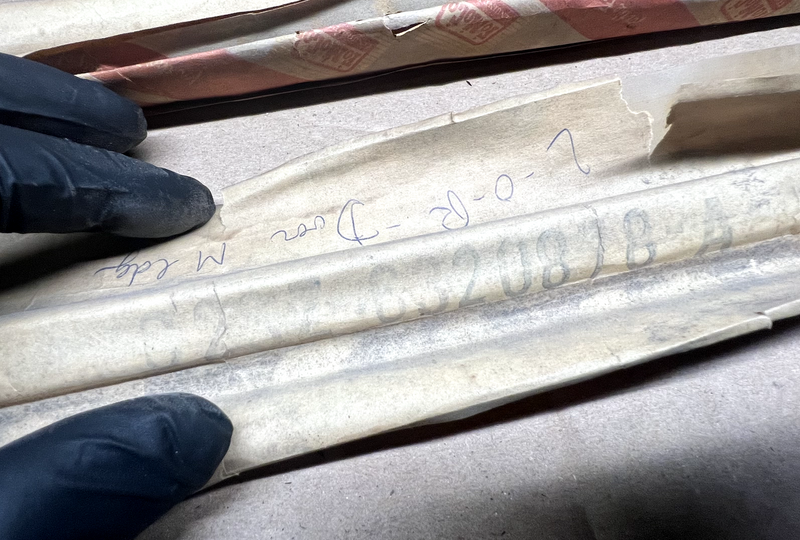 NOS 1961-1963 THUNDERBIRD SIDE TRIM MOULDING PAIR C2SZ-8320878-A 61 62 63 S1-7