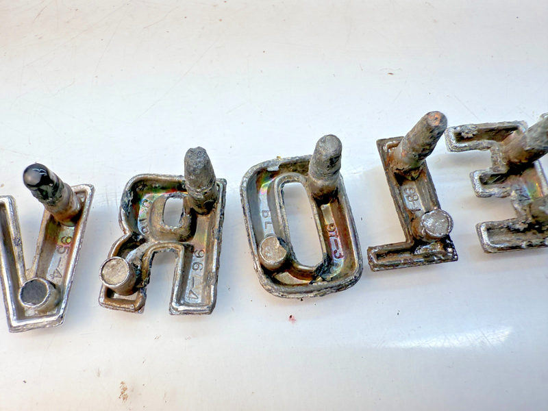 OEM 1960 1961 Chevy Impala Bel Air Chrome HOOD LETTERS "CHEVROLET" 60 61 E5-70