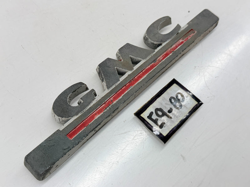 OEM 1947 - 1954 GMC TRUCKHOOD SIDE EMBLEM NAME PLATE 2223966 E9-80