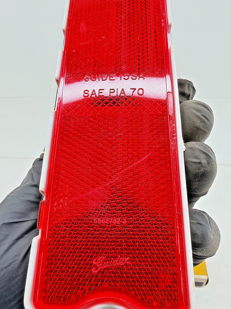 NOS 1970 Chevrolet Impala Caprice Wagon Rear Side Marker Lamp Lens 917127 C71-69