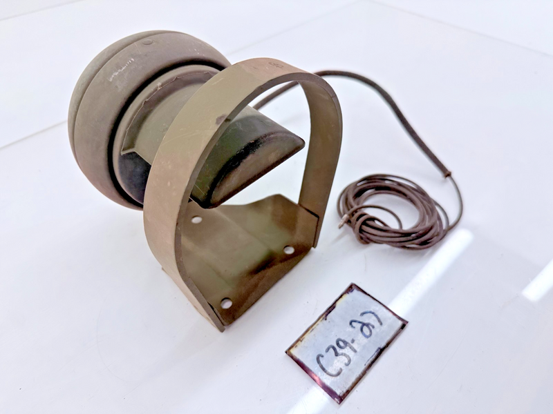 NOS Ford GPW Willys MB G503 Jeep Early Tombstone Blackout Light Guard "F" C39-27