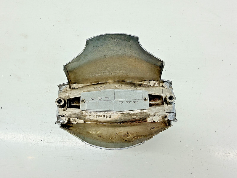 NOS 1960 - 1966 Chevy GMC Truck 1959 1960 Belair Steering Wheel Horn Cap 3755682