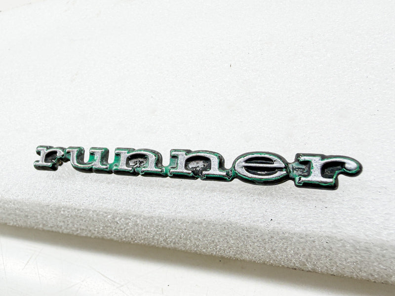 RARE OEM 1969 - 1970 PLYMOUTH ROAD RUNNER EMBLEM MOPAR 2964115 E10-99