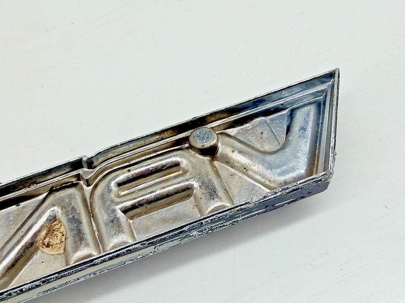 OEM 1983 - 1996 GMC Vandura 2500 Fender Body Emblem Nameplate Badge 14052244 E9