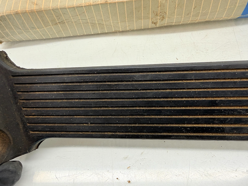 NOS 1960 Ford Fairlane Gas Accelerator Pedal C0DD-9735-A C60-33