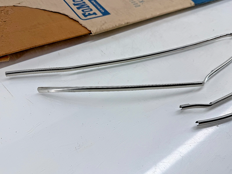 NOS 1968 1969 Fairlane 500 Torino DOOR EDGE GUARDS KIT 4DR C80Z-5420910-A B41-17