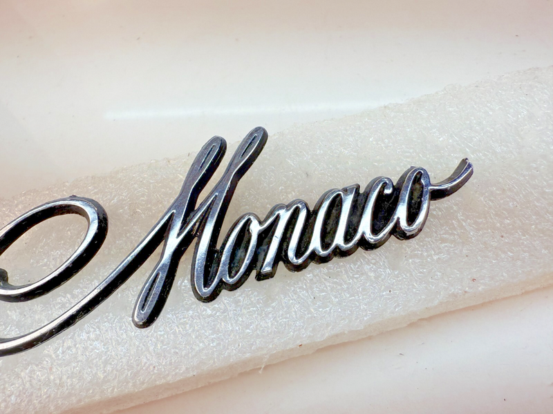 OEM 1975 - 1978 Dodge Monaco Fender Script Emblem 4017272 75 76 77 78 B32-296