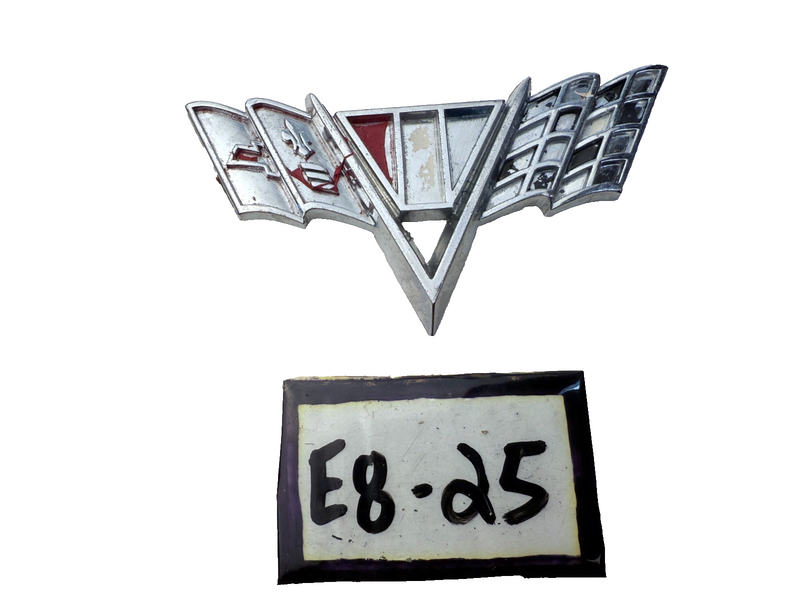 OEM 1964 1965 1966 1967 Chevrolet Fender Flags Chrome Emblem 3840318 E8-25